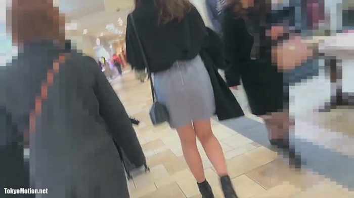 【FHD-bri25】長身美人JDへの対面パンチラ撮りに成功！油断してるとデルタゾーンが大変な事になっていますよ！！
