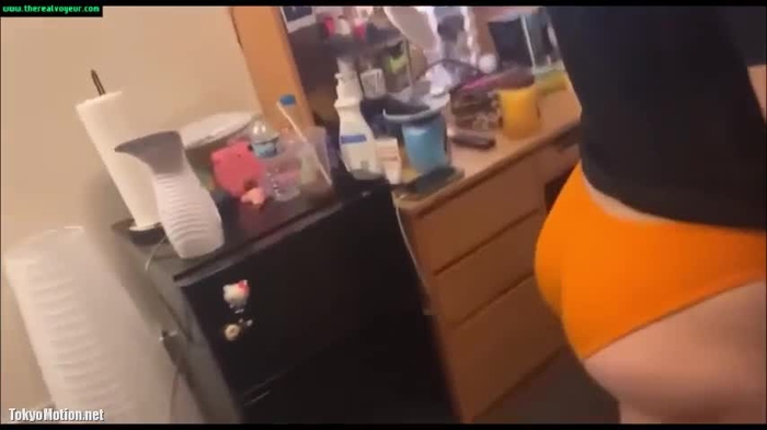 Voyeur 盗撮者 84