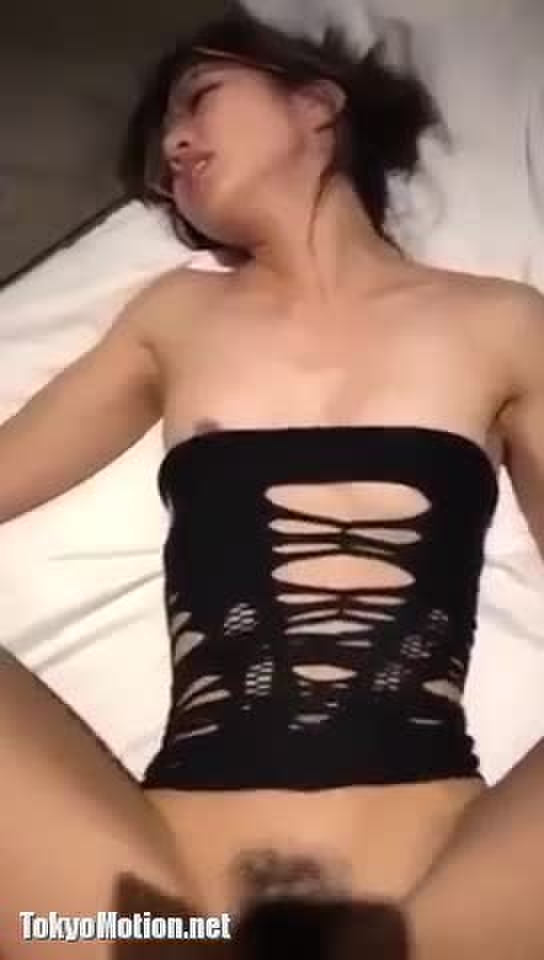 スマホ個人撮影 酔ってる？眼鏡美人なスレンダーギャルお姉さんをハメ撮り、、