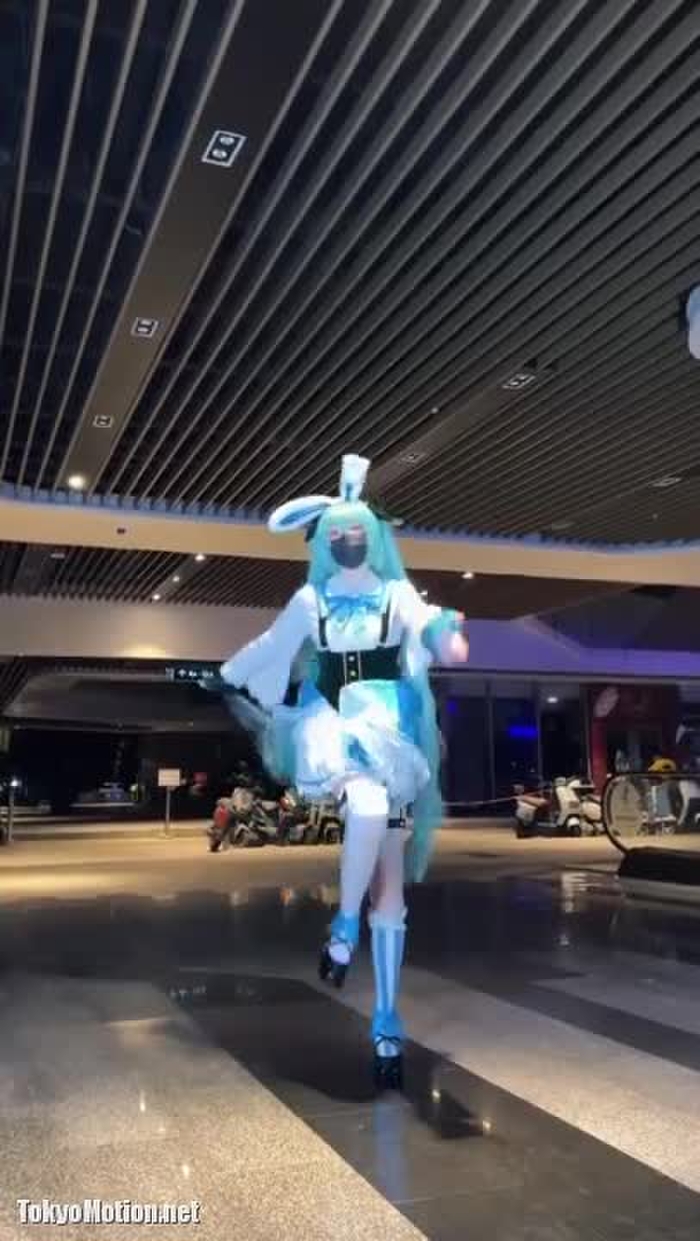 【鱼肉肉】跳蚤兔ᕬ ᕬ#宅舞 #初音ミク #三月兔 #fyp#miku#cosplay #コスプレ