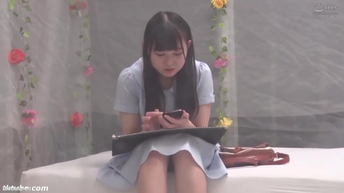 MMDC0039PC(みく 20歳 文学部 2年生)