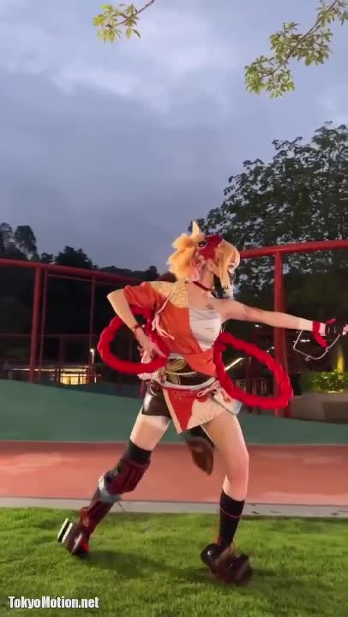 Never fear, Yoimiya is here! Evil begone! Justice prevails!Cosplay by @鱼肉肉ɞ (Douyin)#genshinimpact#コスプレ