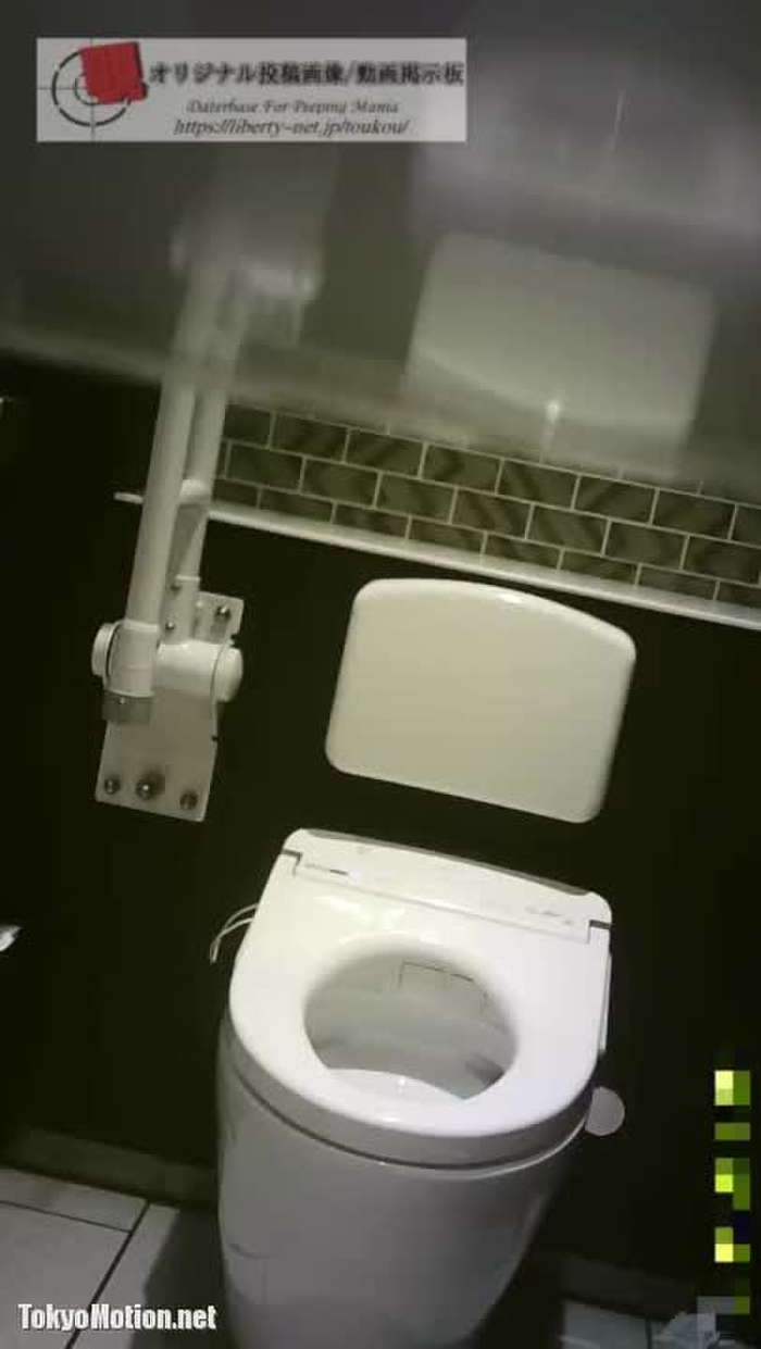 トイレ盗撮 3