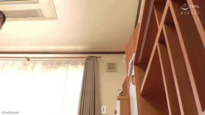 清楚系でアイドルやっててもおかしくないくらい超キレイで美乳です！
