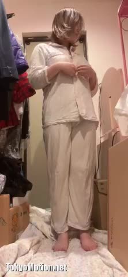 彼女脱ぎ