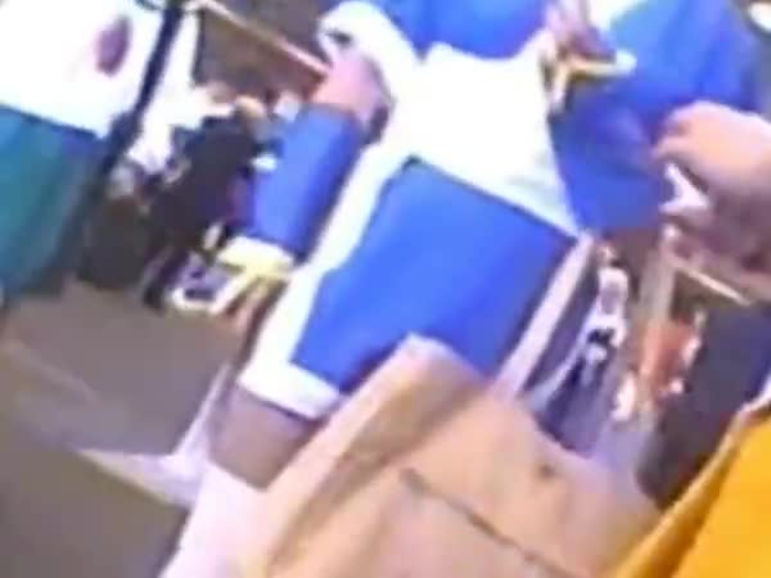 【盗撮動画】ガチ注意。コミケ会場でパンチラ盗撮したら白パン率の高さにビビったw
