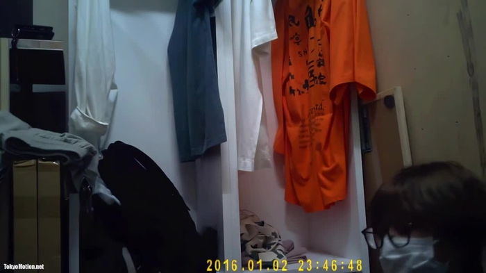 【JAV】更衣室の盗撮風動画 アルバイト21