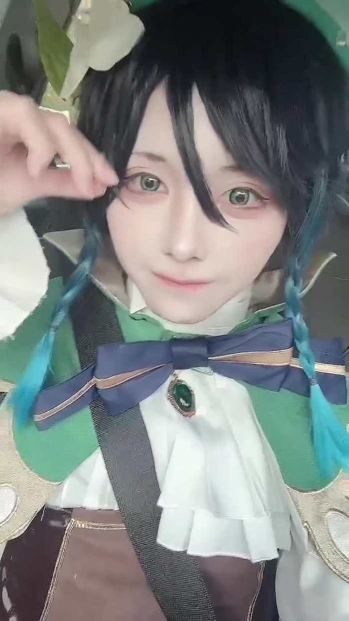 椚まかろに @macaro_ningen 8