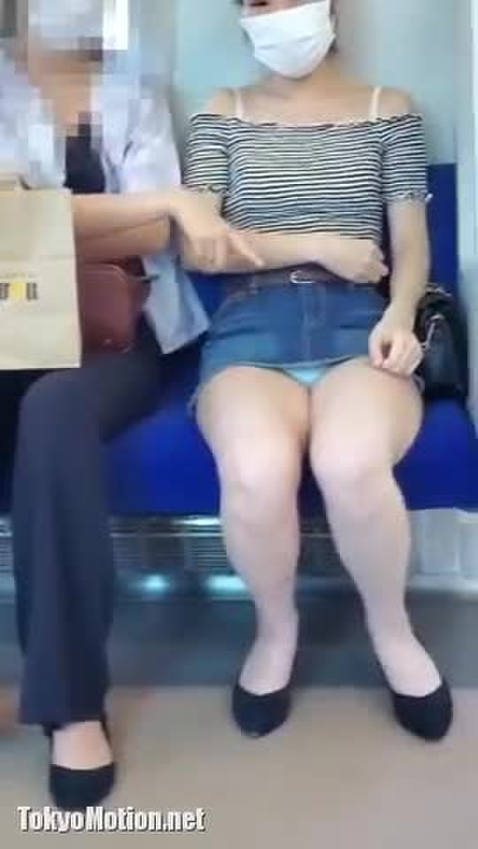 電車対面PC0052 1