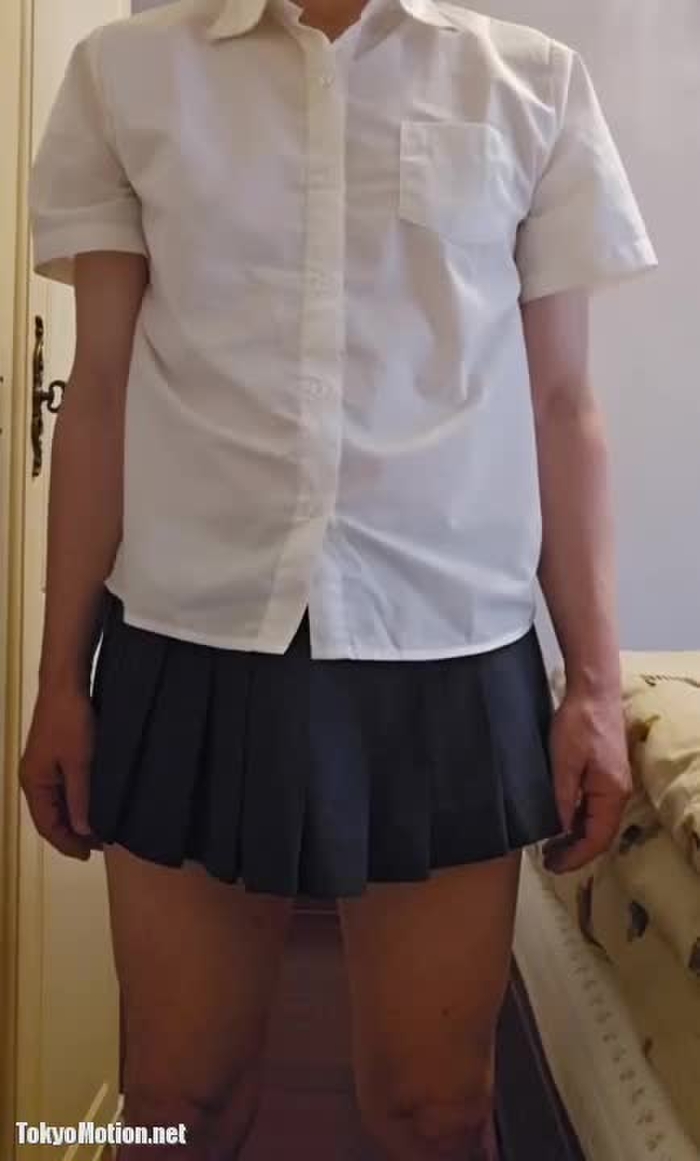 コスプレ&パンツの中はアナルバイブ挿入 Part.1