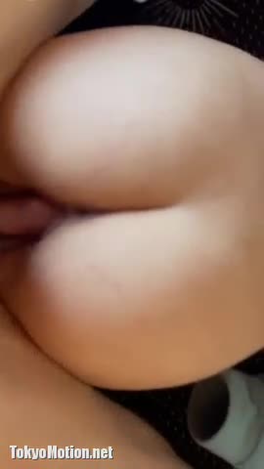 朝から寝起きの彼女を寝バックで犯す