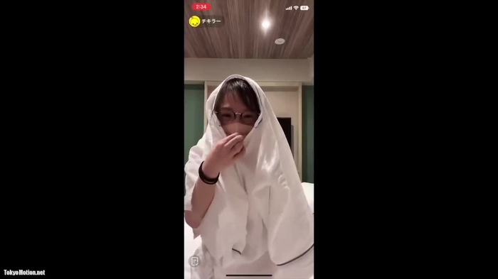 スマホ個人撮影 やらかし娘達のハプニング動画集…おふざけ＆パンチラ、ポロリ盛りだくさん☆