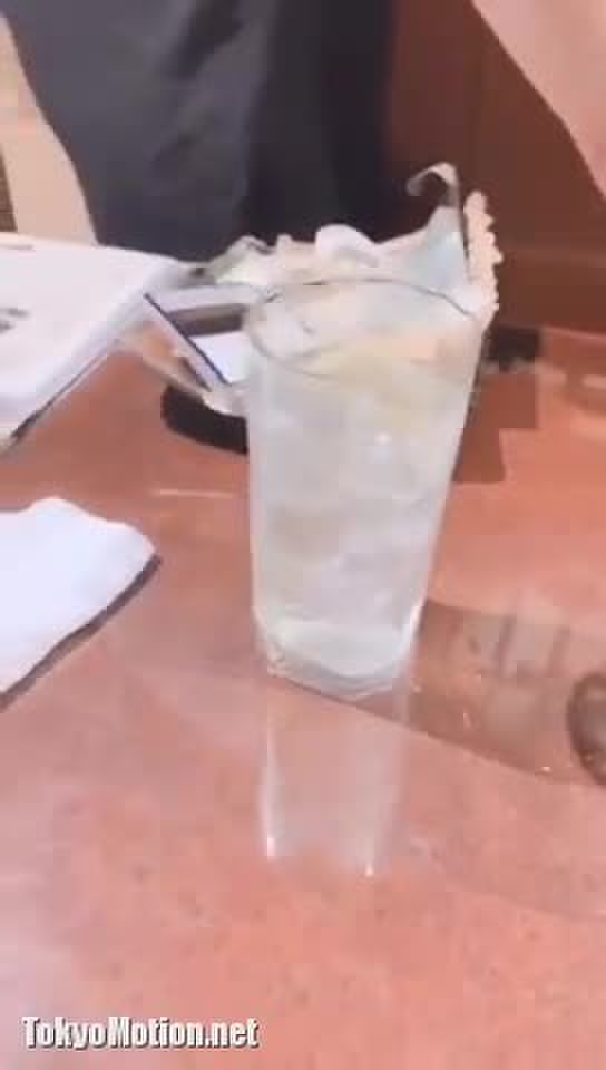 居酒屋さんでおふざけ②