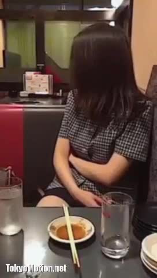 スマホ個人撮影  おふざけJDカップルの宅フェラ＆ハメ撮り動画が流出！［再］