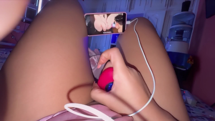 addicted to hentai and orgasm💦